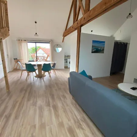 Cosy Avec Terrasse 150m De La Apartamento *