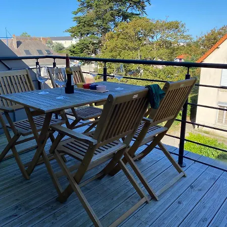 Cosy Avec Terrasse 150m De La Barneville-Carteret