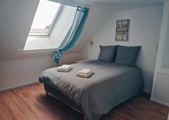 Apartment Cosy Avec Terrasse 150m De La Barneville-Carteret